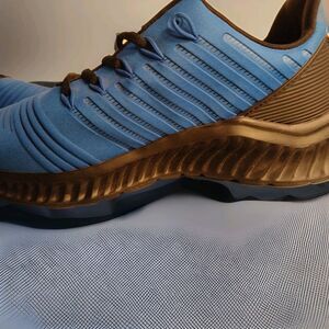 Charly Falcon 9- Wide-Width Running  Men’s Shoe Blue/Black  NEW VERY NICE